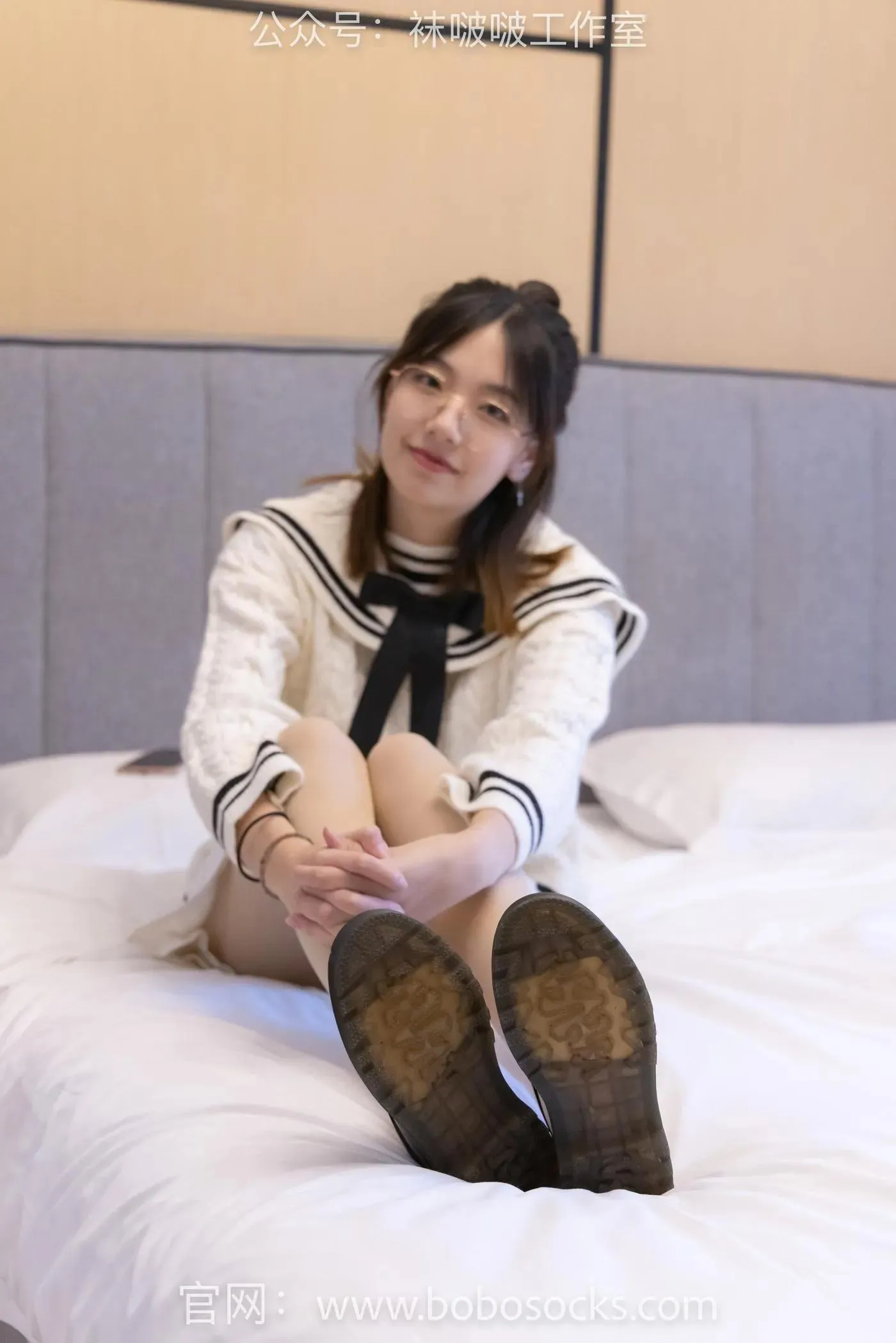 [BoBoSocks袜啵啵]NO.117 小甜豆-黑皮鞋、厚肉丝 [135P]插图2